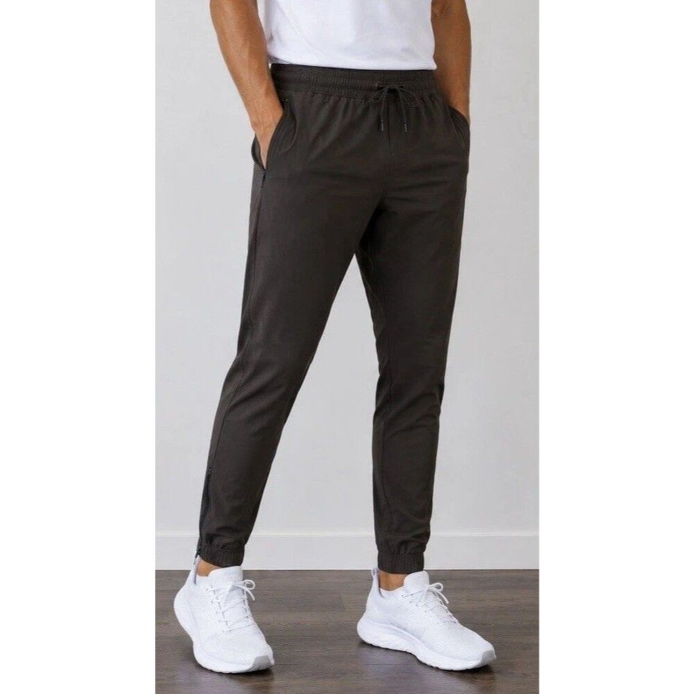 Lululemon Pace Breaker Men S Regular Dark Brown Nylon Stretch Zip Pocket